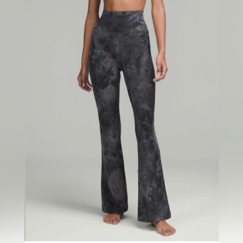 Like New lululemon athletica Black Gray Tie-Dye Flare Leggings